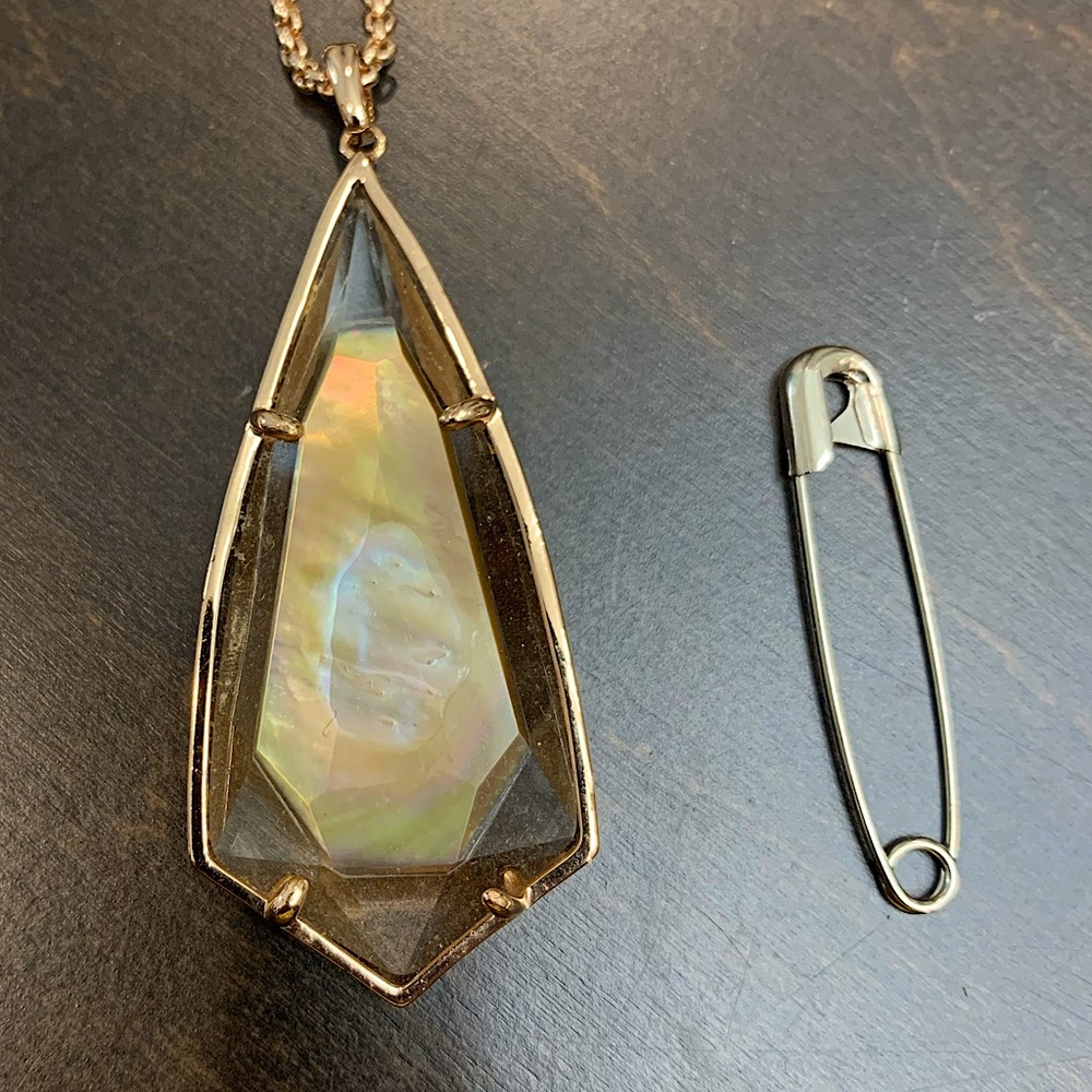 Kendra Scott - rose gold with beautiful stone necklace